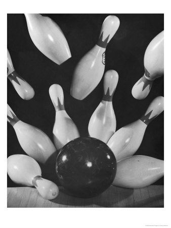 292598bowling-ball-and-pins-posters