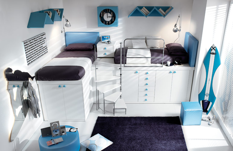 blue-loft-teenage-bedroom
